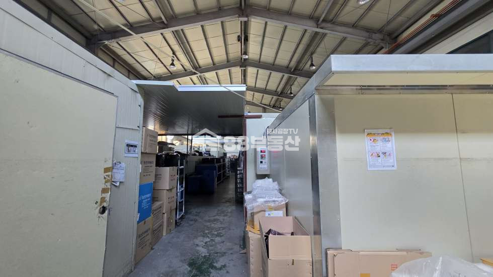 경기 화성만세구 팔탄면 율암리 1동 39번국도에서 바로 진입 가능 한 호이스트 5톤설치 된 저렴한 106평 공장 임대 월세 매물번호 10450 사진 5
