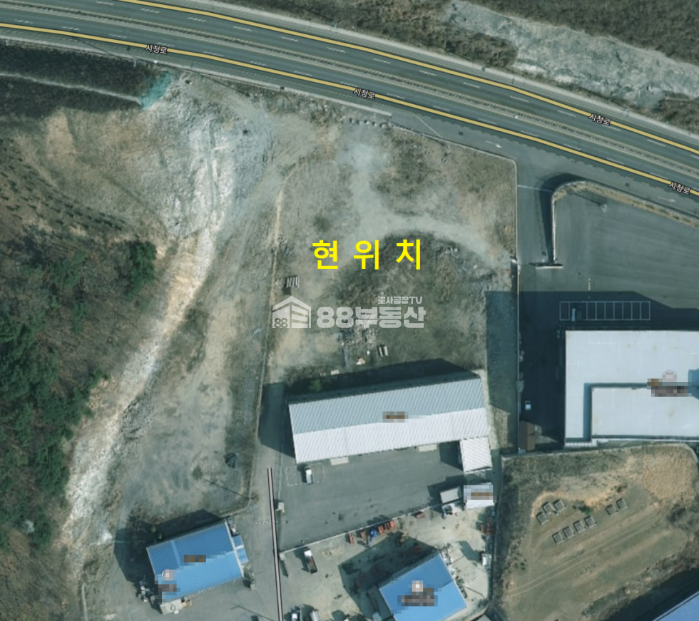 경기 화성만세구 팔탄면 하저리 트레일러 진입 한 나대지, 주기장 및 야적장 토지 임대 월세 매물번호 10142 사진 1
