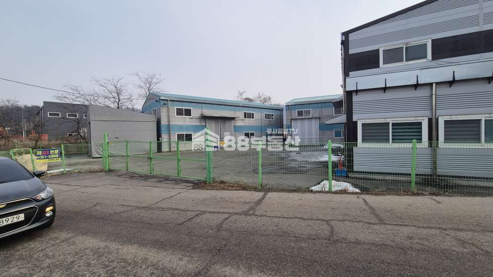 경기 화성만세구 팔탄면 해창리 1,2,3동 발안IC 5분거리, 60평 3동 단독공장 매매 매매 매물번호 10124 사진 3