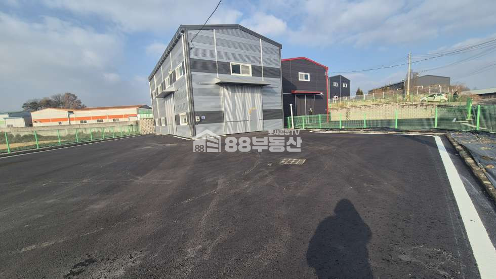 경기 화성만세구 양감면 용소리 1동 양감 마당 넓은 단독공장 매매 매물번호 10172 사진 2