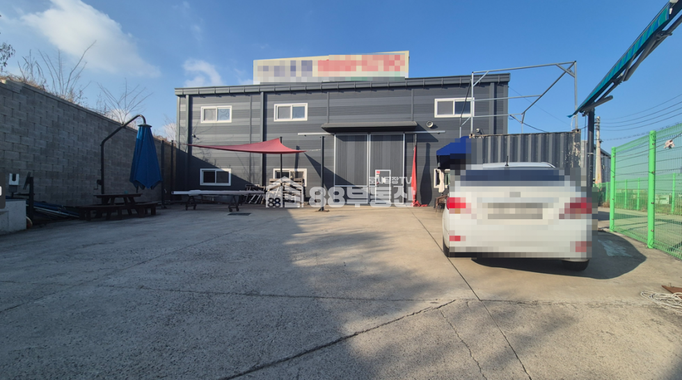 경기 화성만세구 팔탄면 덕우리 1동 82번 국도 광고효과 , 트레일러 진입 가능 마당 넓은 단독 60평 공장 매매 매물번호 10194 사진 1
