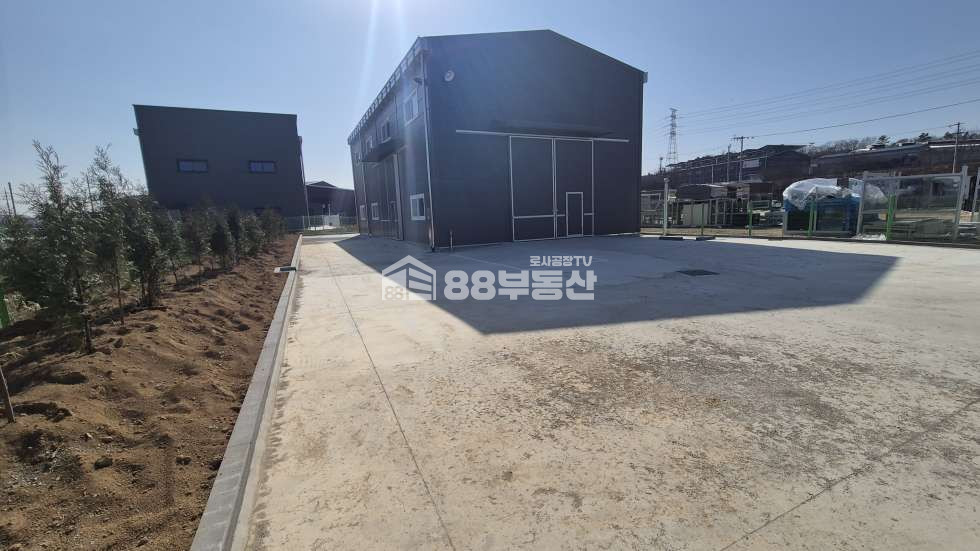 경기 화성만세구 향남읍 상신리 트레일러 진입 가능 한 마당 넓은 단독 공장 매매 매물번호 10250 사진 4