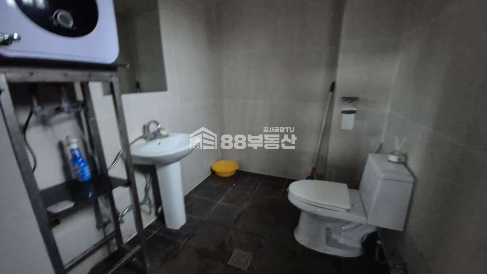 경기 화성만세구 남양읍 장덕리 1동 호이스트 설치 60평 단독 공장매매 매매 매물번호 10161 사진 7