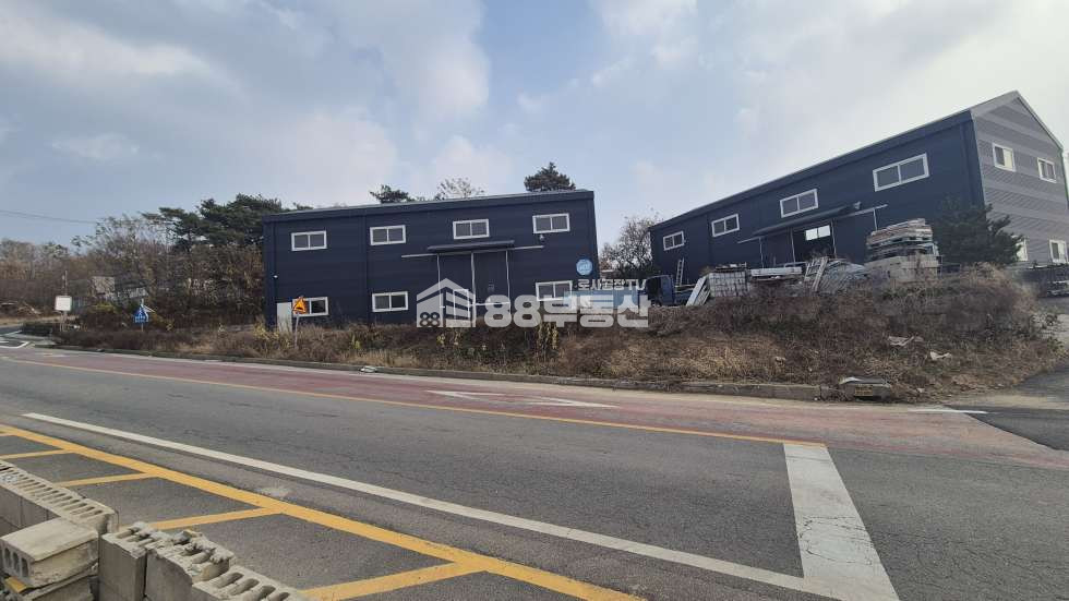 경기 화성만세구 남양읍 장덕리 1동 2차선 도로변 접한 60평 공장 월세 매물번호 10117 사진 2