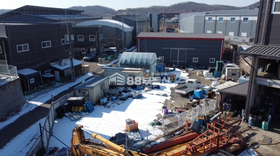 경기 화성만세구 향남읍 동오리 마당 넓은 소형 공장 동오사거리 인프라 최상 평당가 301만원 급매 매매 매물번호 10231 사진 6