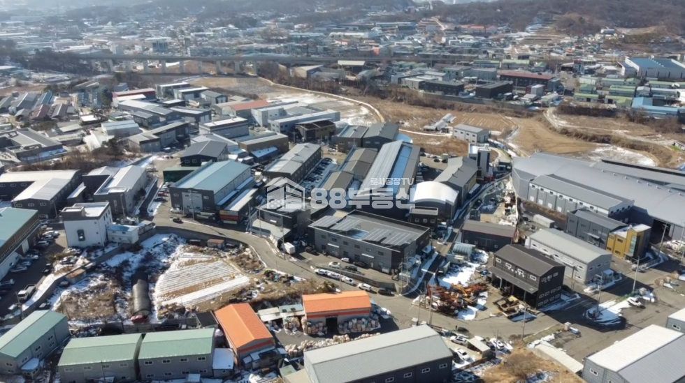경기 화성만세구 향남읍 동오리 마당 넓은 소형 공장 동오사거리 인프라 최상 평당가 301만원 급매 매매 매물번호 10231 사진 8