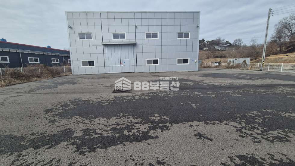 경기 화성효행구 정남면 관항리 1동 정남IC 3.7km 거리, 마당 넓은 60평 단독 공장 매매 매물번호 10287 사진 1