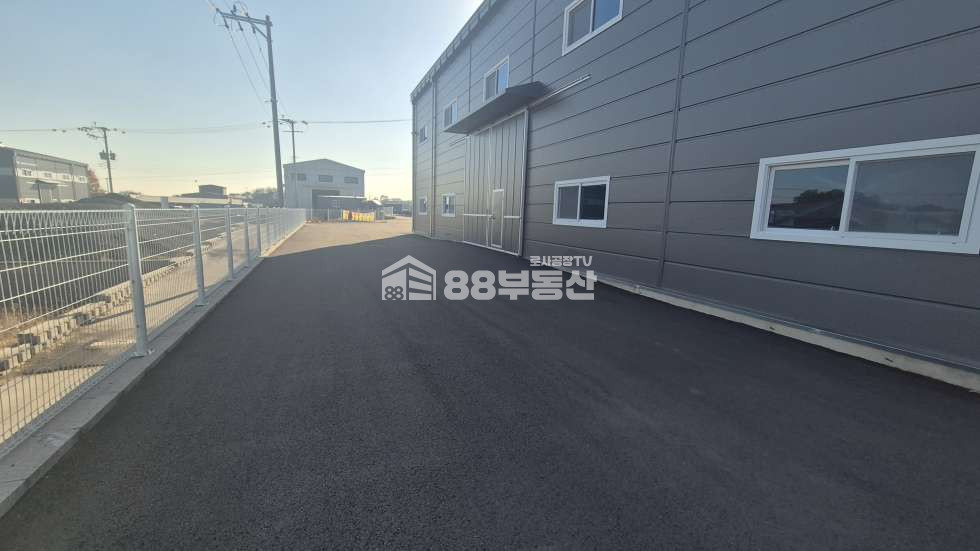 경기 화성만세구 향남읍 화리현리 1동 시세보다 저렴한 118평 단독공장 매매 매물번호 10015 사진 7