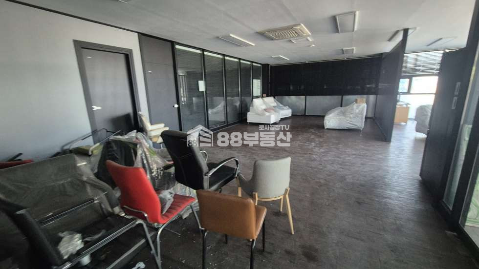 경기 평택시 청북읍 삼계리 2차선 도로변 , 도크설치, 대형 물류창고 및 공장 추천 월세 매물번호 10329 사진 12