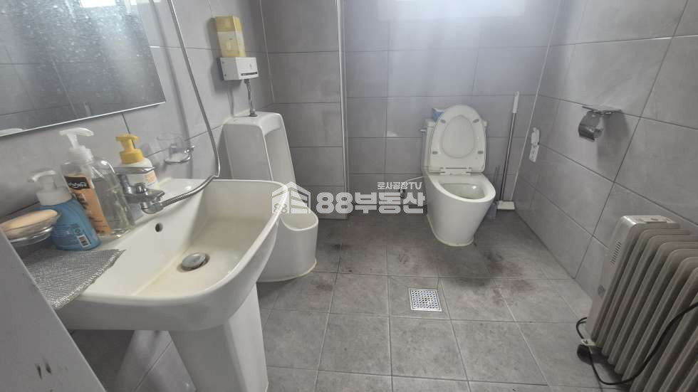 경기 화성만세구 팔탄면 덕우리 주건축물제1동 조암IC, 82번국도 접근성 최상, 호이스트3톤, 마당 넓은 단독공장 월세 매물번호 10334 사진 8