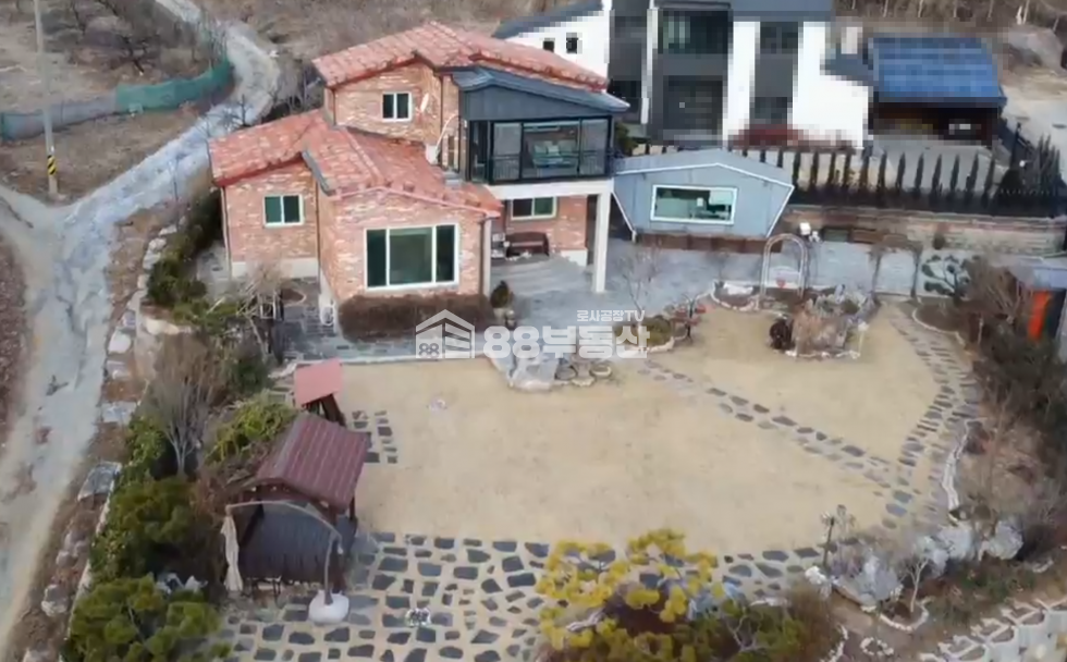 경기 화성만세구 팔탄면 기천리 1동 정원이 예쁜 전원주택 매매 매물번호 10190 사진 1