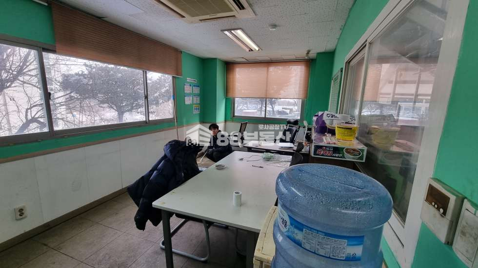 경기 화성만세구 남양읍 온석리 A,B동 통공장 약 300평, 호이스트 15톤/5톤 설치, 매매 매물번호 10401 사진 4