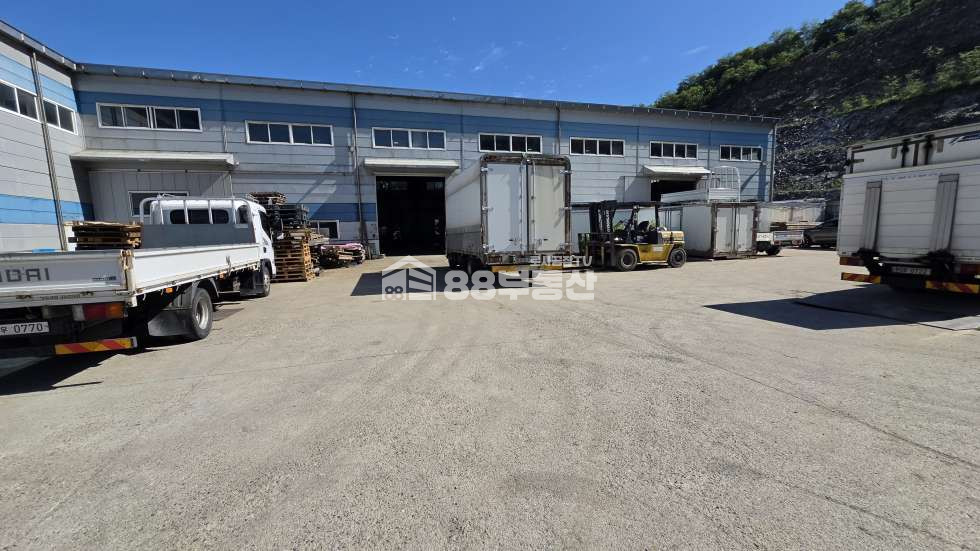 경기 화성만세구 남양읍 북양리 가,나동 고전력, 마당 넓은 250평 공장임대 월세 매물번호 10456 사진 1